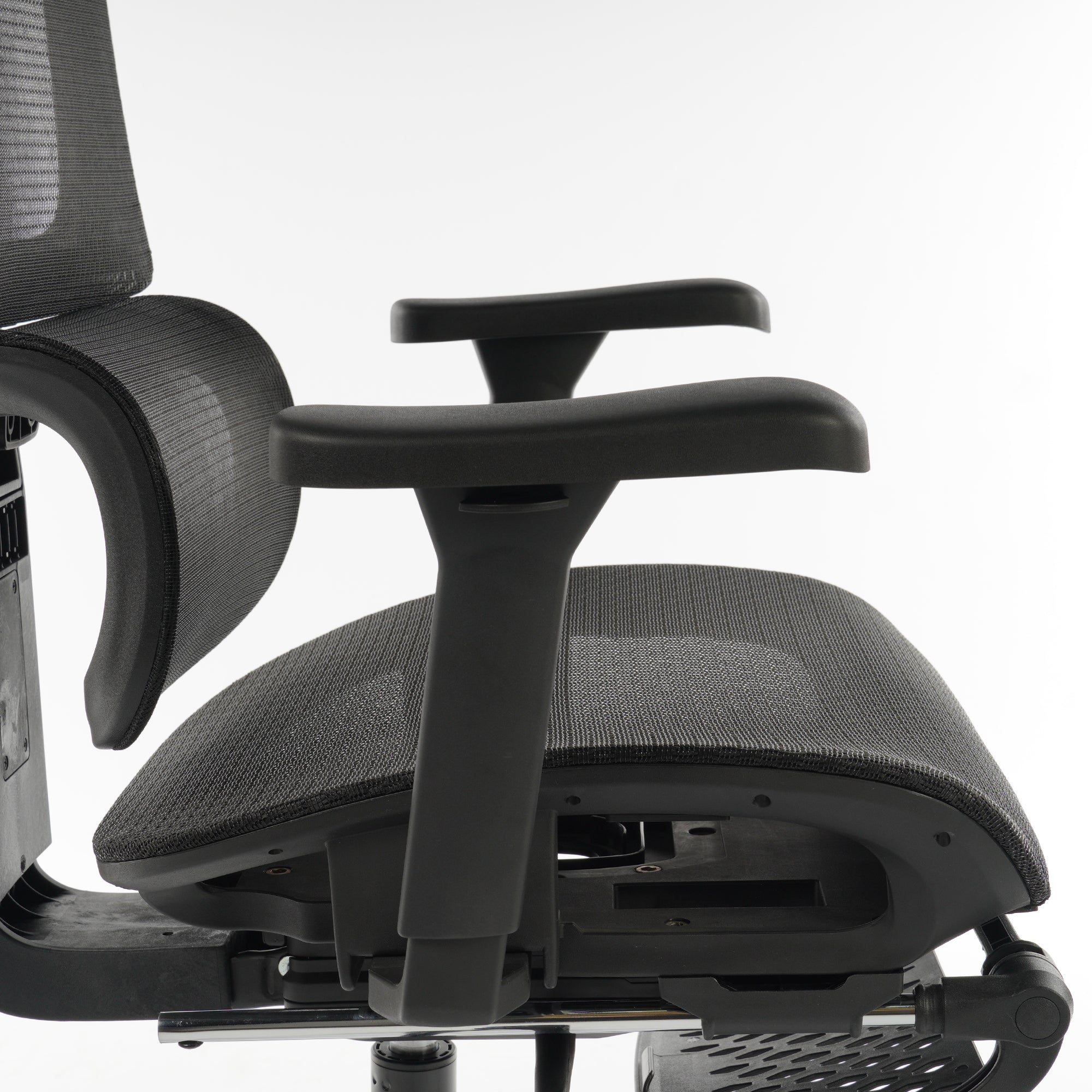 Ergonomic Office Chair Black Mesh with footset