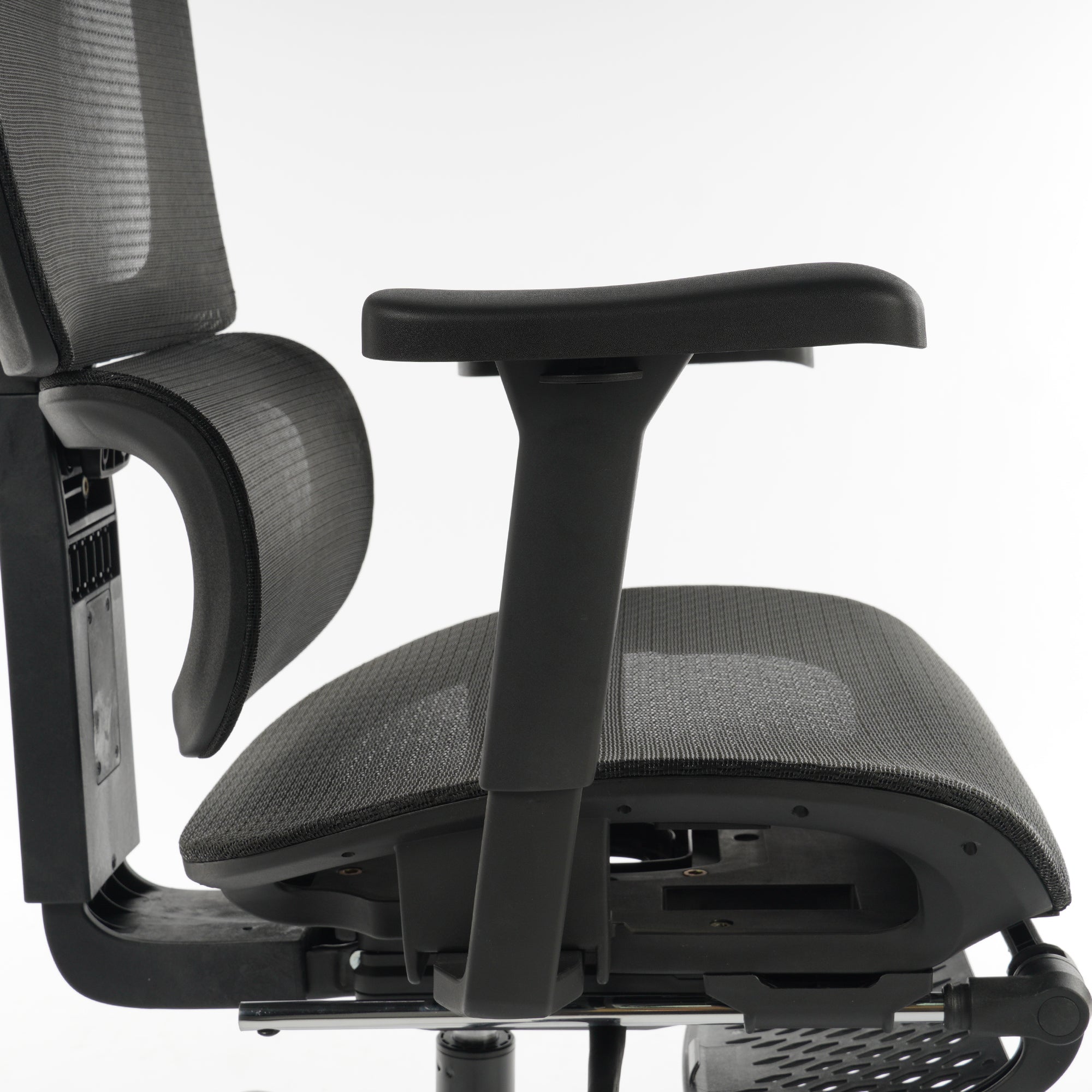 Ergonomic Office Chair Black Mesh with footset